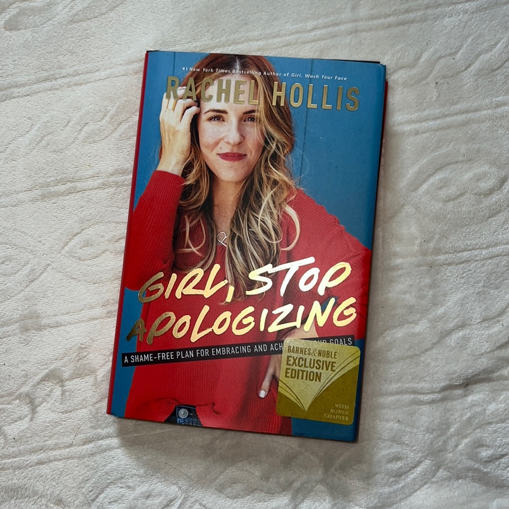Rachel Hollis book‎